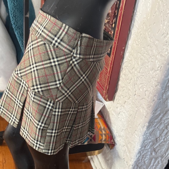 Nikibiki Checkered Mini Skirt with Button Detail - Picture 5 of 6